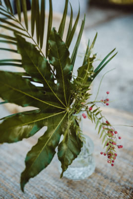 tropical-wedding-foliage